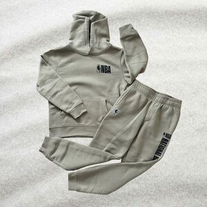 NBA Big Boys Fleece Jogger Set Hoodie and Sweatpants Size 8